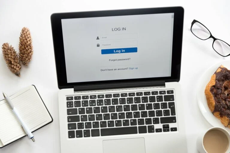 How to Protect WordPress Admin Area: No Evident Tips - Featured image
